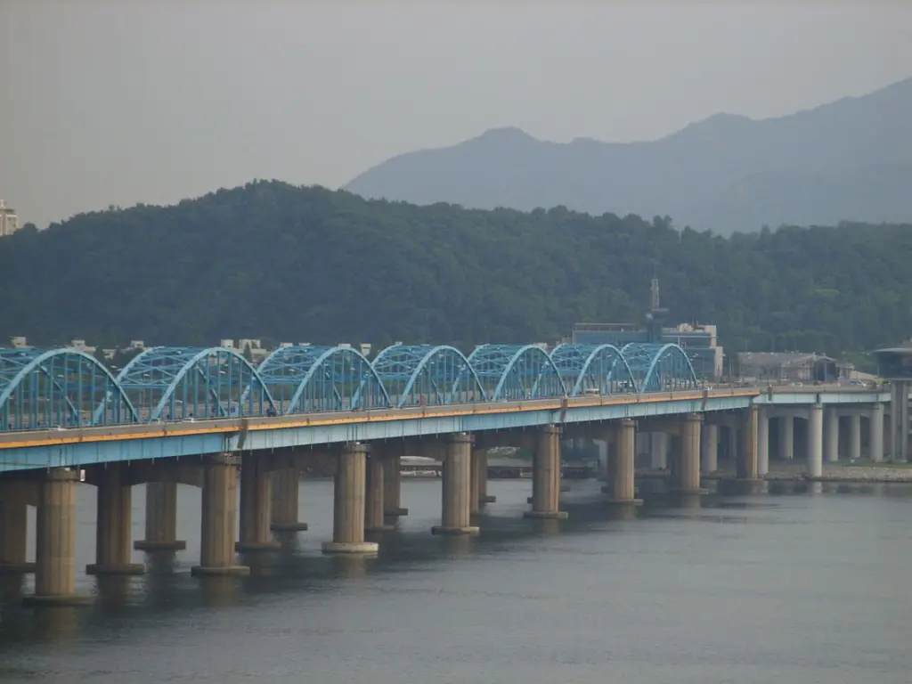 Pont Dongjak