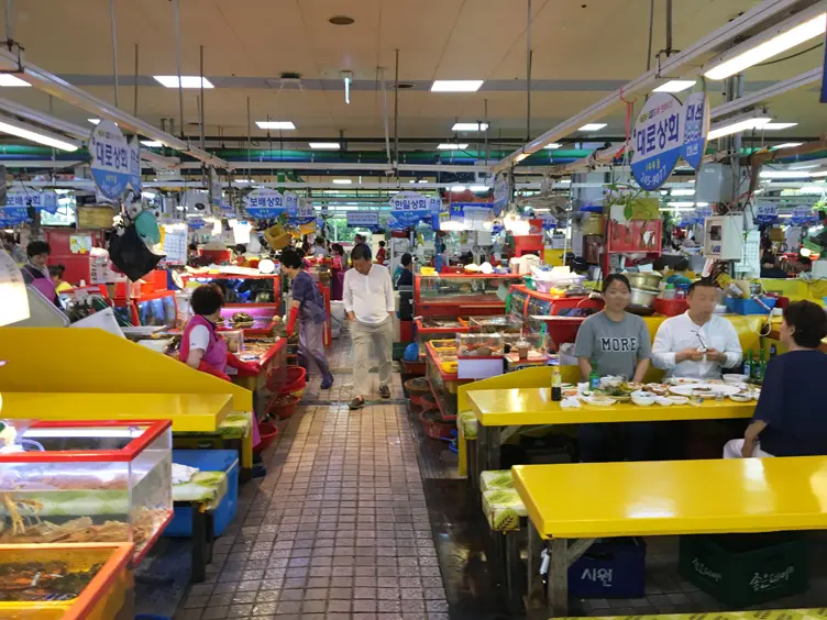 Restaurant à l'étage du Jagalchi Market