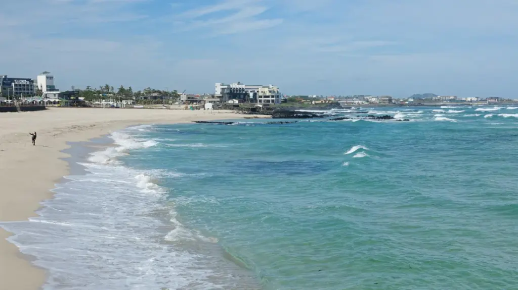 Plage de Gwakji