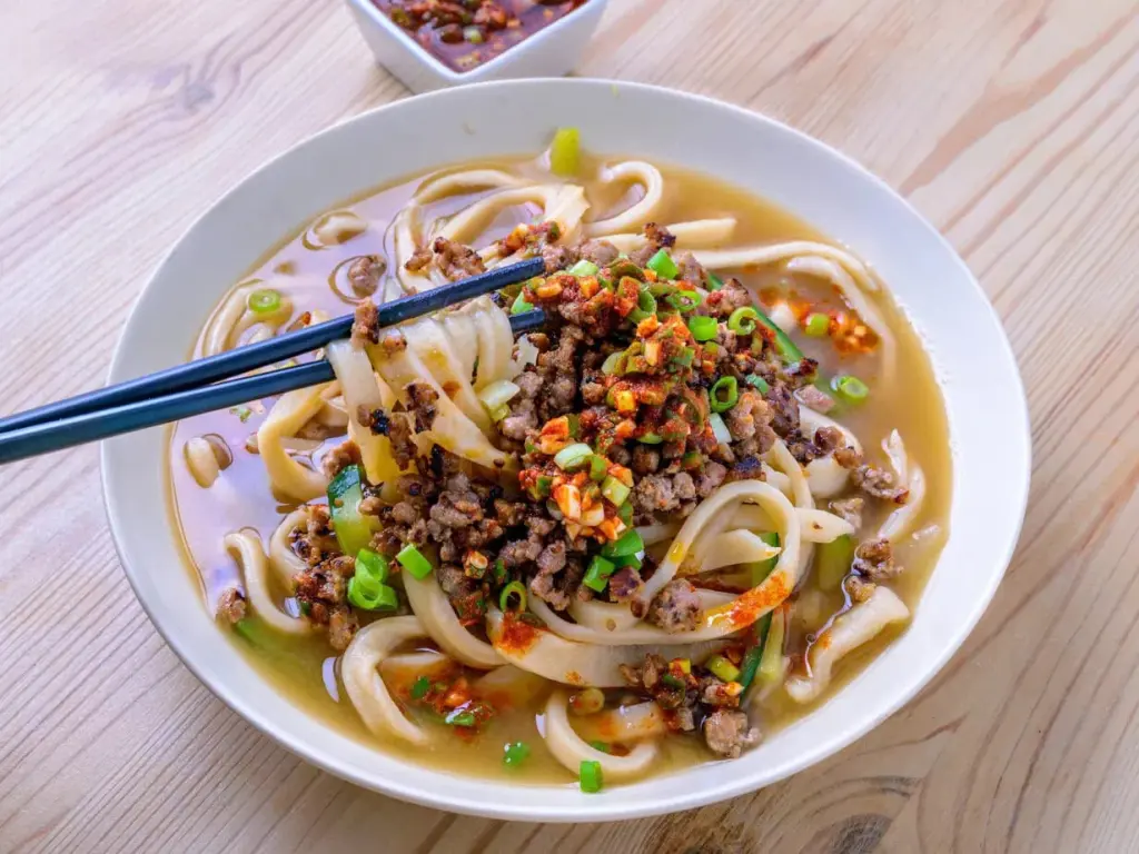 Kalguksu : soupe de nouilles coréenne