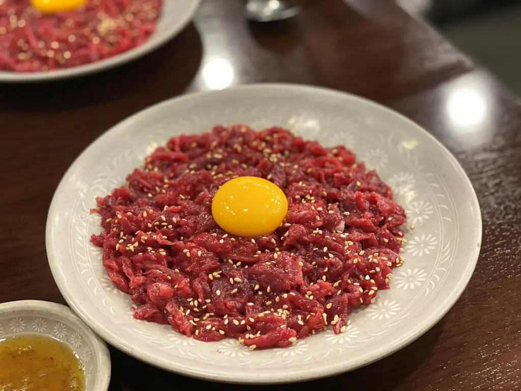 Yukhoe : le tartare de boeuf à la coréenne