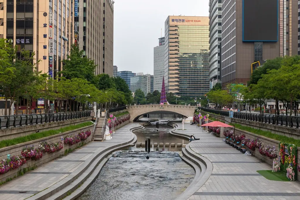 Cheonggyecheon Plaza à Séoul